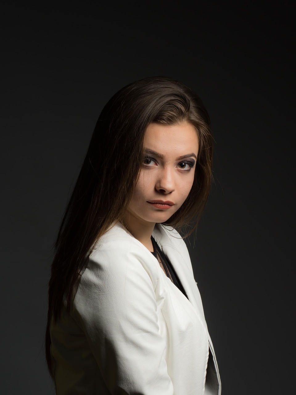 最新時(shí)尚女生頭像大全，個(gè)性獨(dú)特魅力展現(xiàn)的魅力頭像集萃