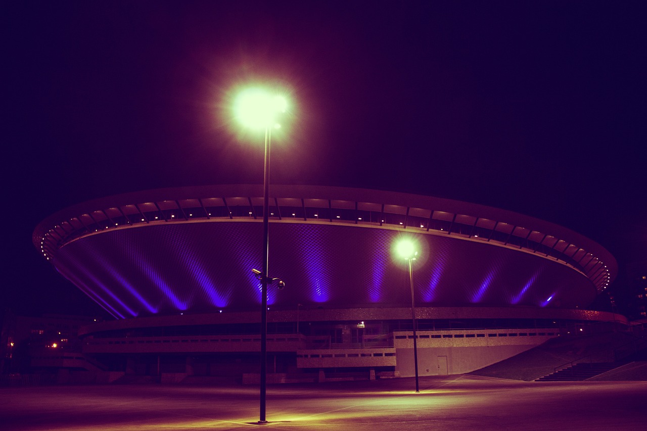 RNGUZIVN比賽，電競榮耀下的策略競技巔峰對決