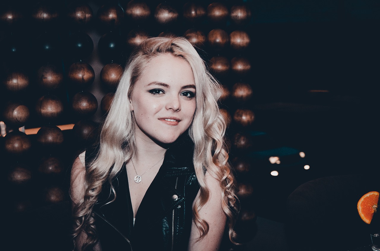 發(fā)型動(dòng)漫，時(shí)尚與藝術(shù)的完美交融