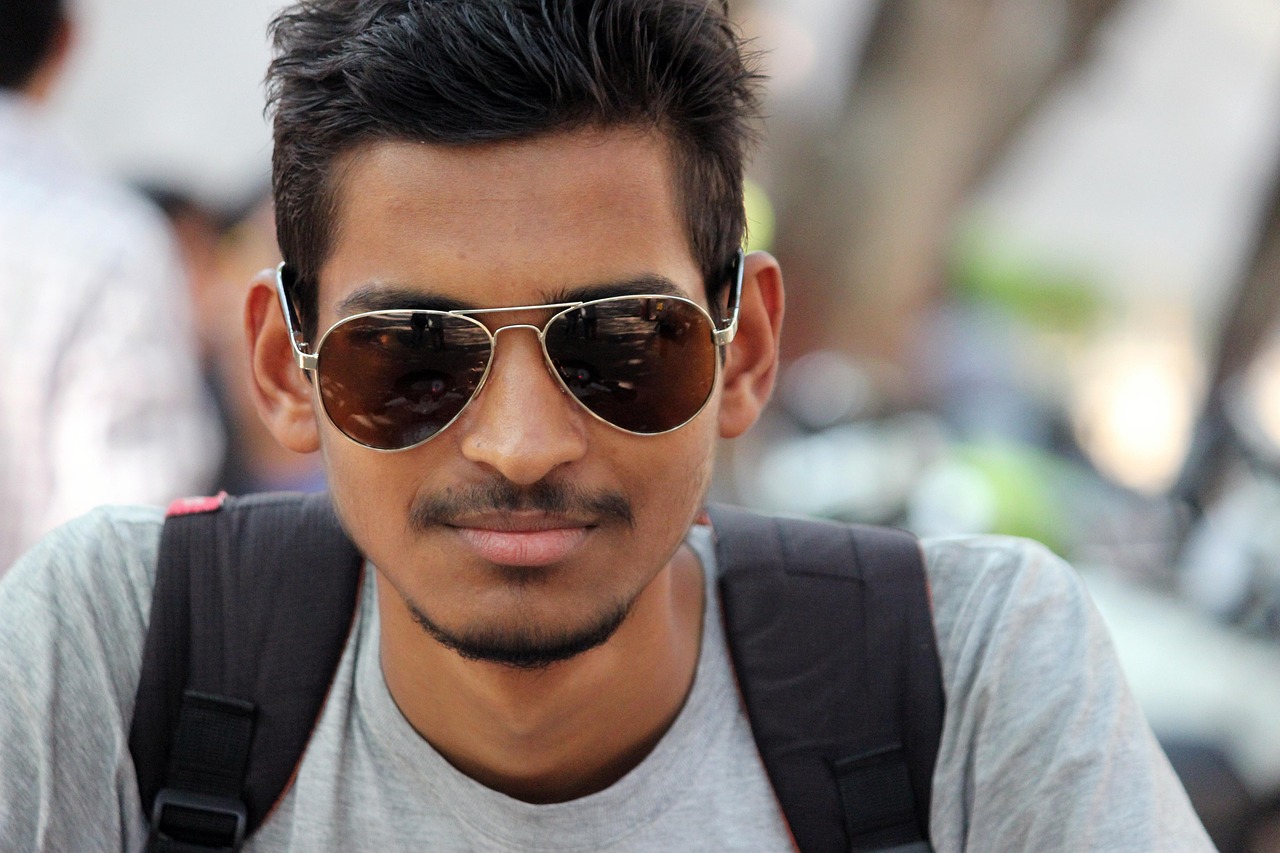 中國(guó)男演員綜合排名，演技與影響力的綜合評(píng)估榜單