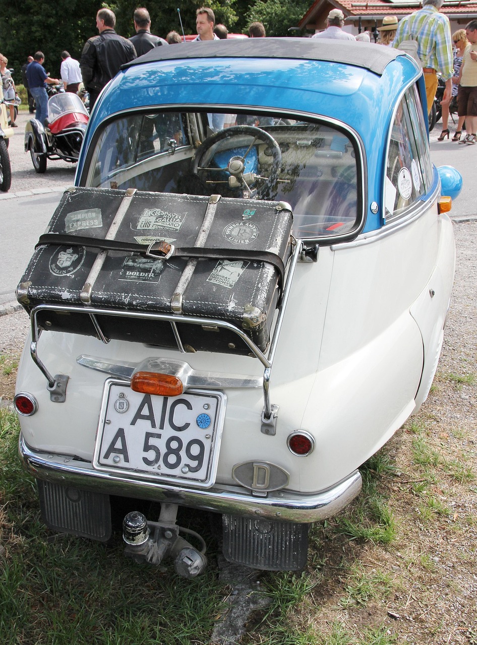 易烊千璽的藝術(shù)之路，最新動(dòng)態(tài)展現(xiàn)不斷前行之勢(shì)