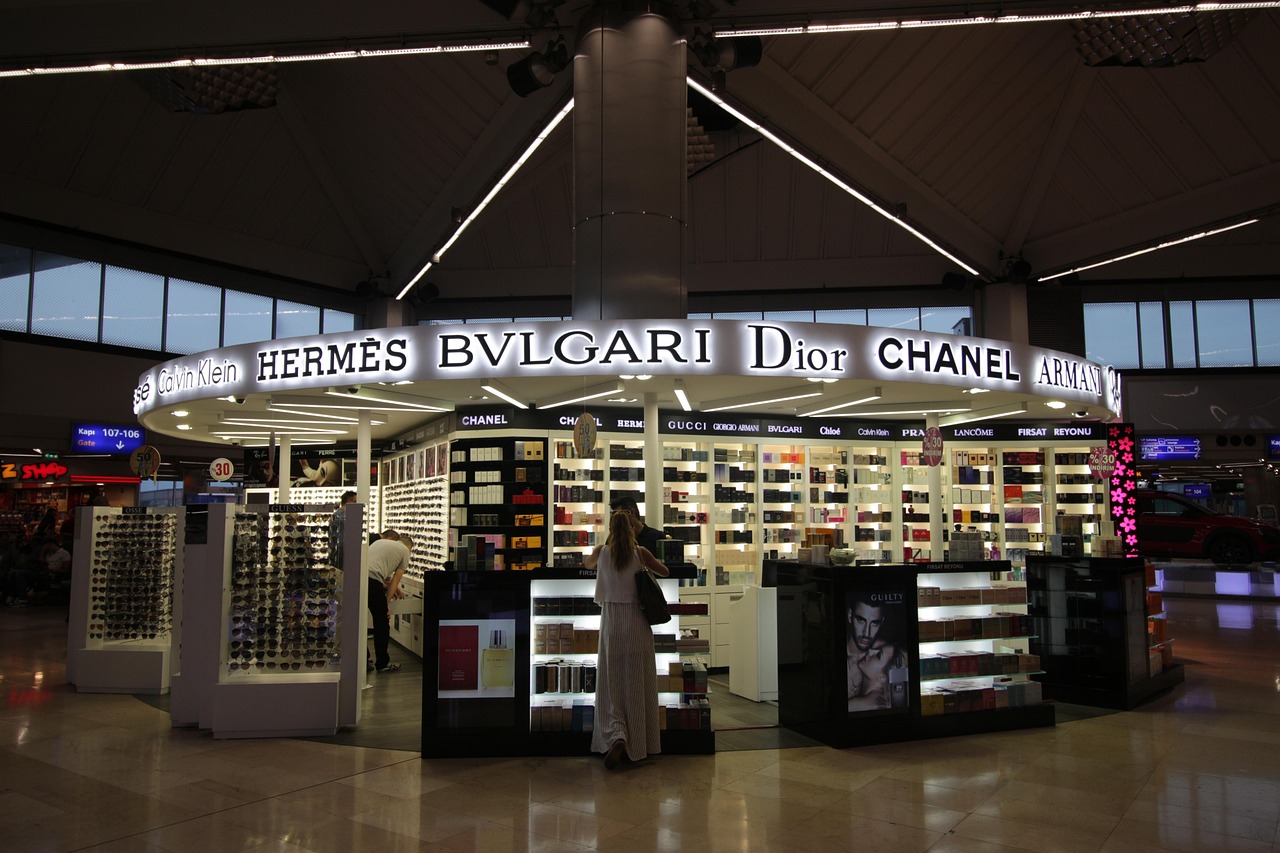 流光夏央 第35頁(yè)