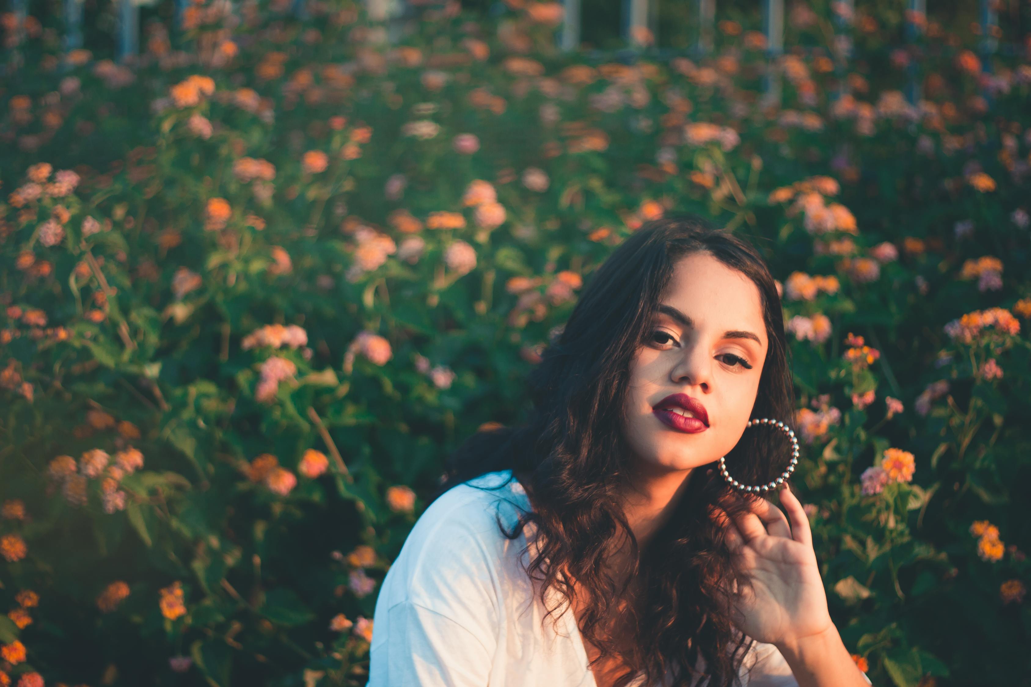 林志玲最新綜藝節(jié)目亮相，魅力不減，光彩照人