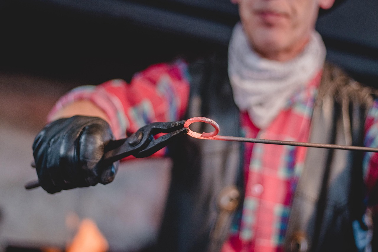 使徒行者2深度解析與觀感分享，劇情、角色與情感探討。