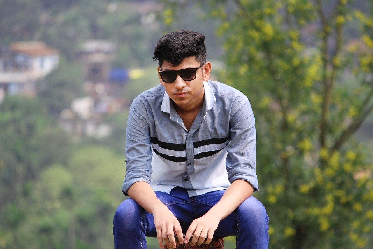 男士發(fā)型潮流盤點(diǎn)，時(shí)尚變遷、趨勢(shì)展望與造型靈感探索