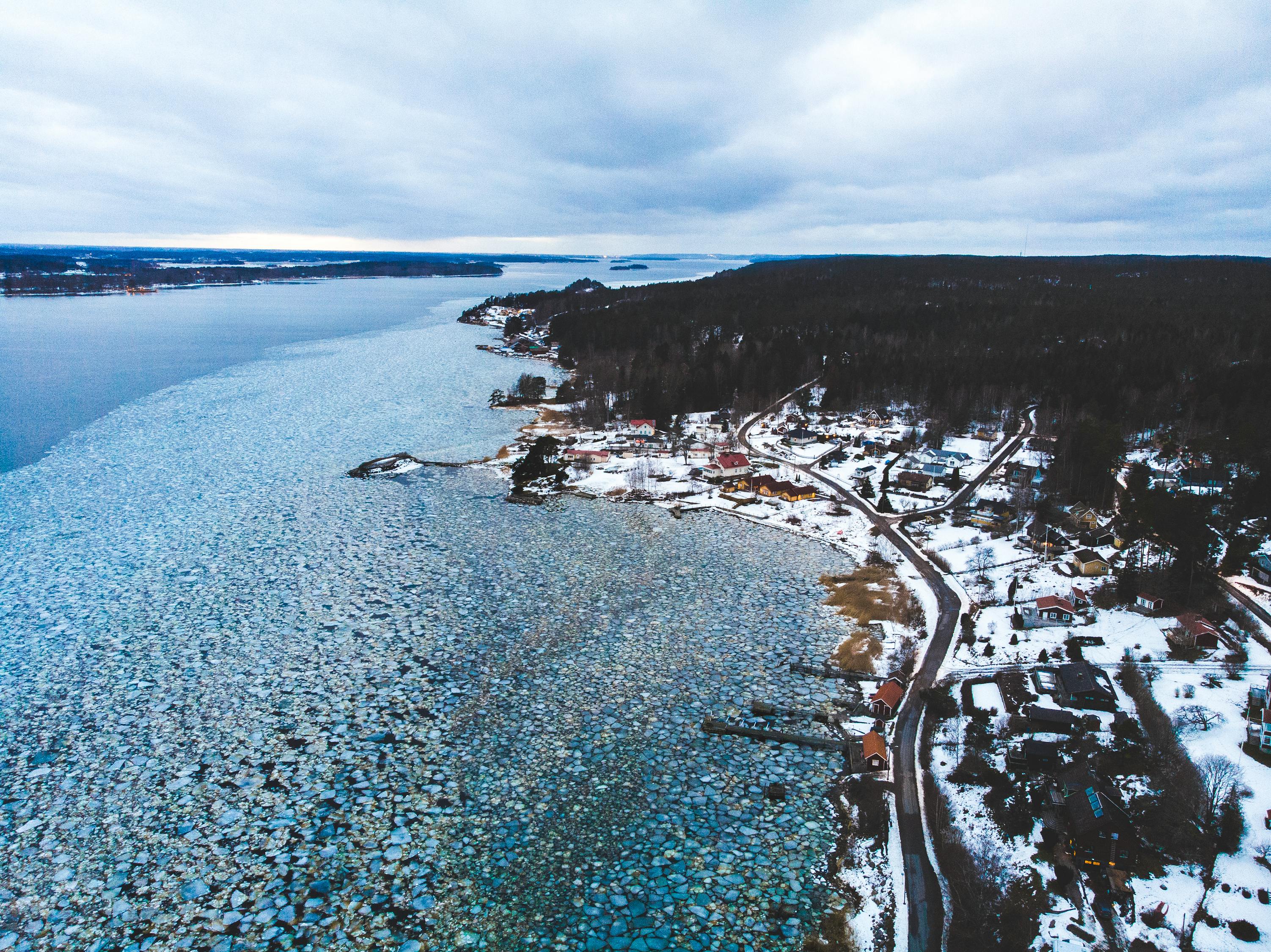 戶外游泳比賽，挑戰(zhàn)自我，超越極限的水上征程