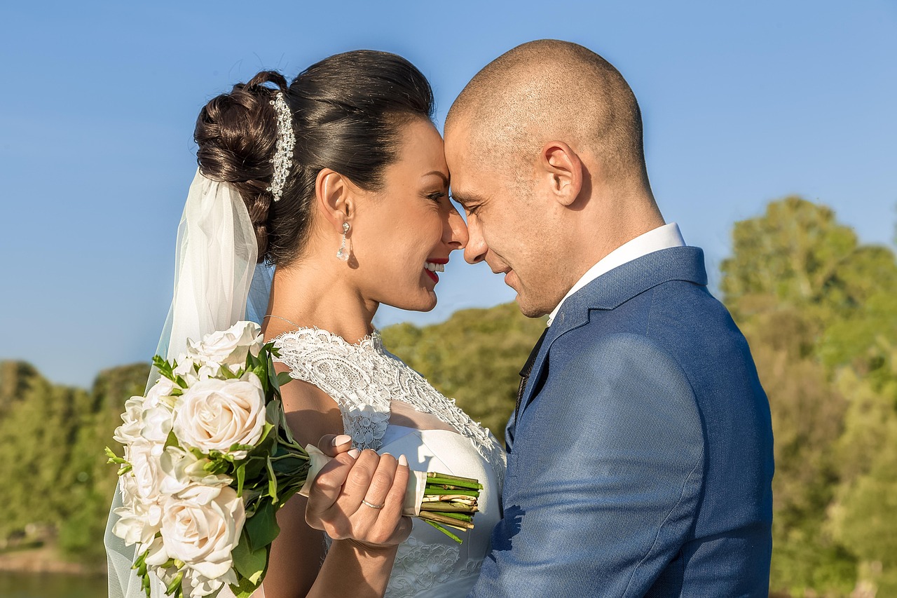 席軍長(zhǎng)新娘最新動(dòng)態(tài)揭秘，婚禮背后的故事曝光