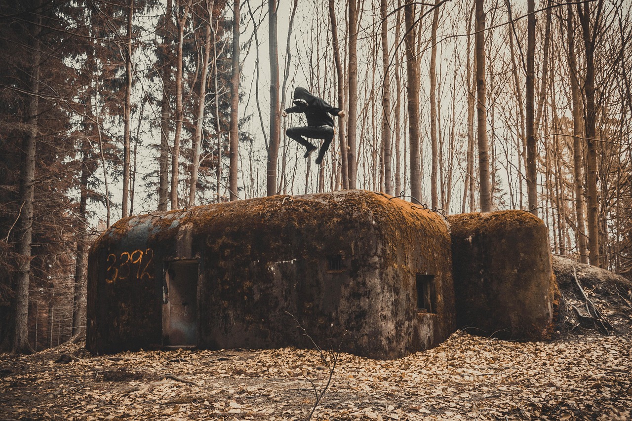 老電影地道戰(zhàn)，歷史記憶與戰(zhàn)爭智慧的再現(xiàn)之旅