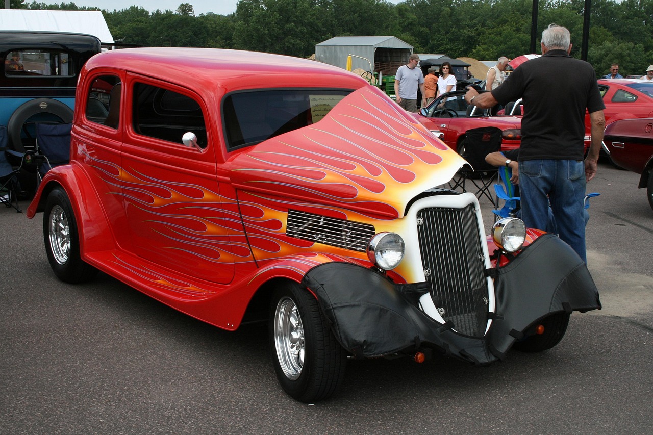 魯山交警展現(xiàn)新作為，守護道路安全，最新動態(tài)發(fā)布