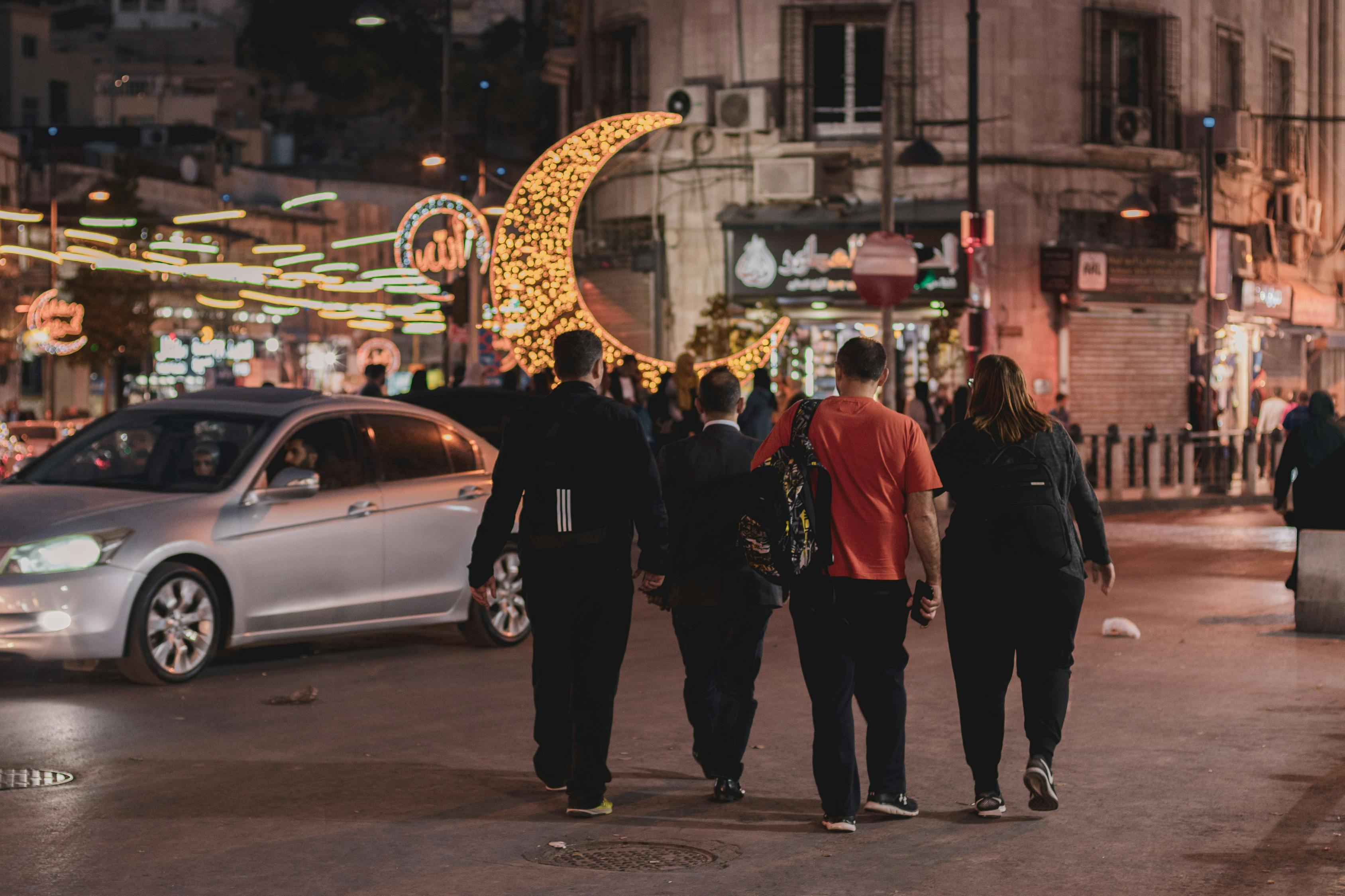 午夜熱點(diǎn)速遞，城市夜生活的脈搏與文化交融的盛宴