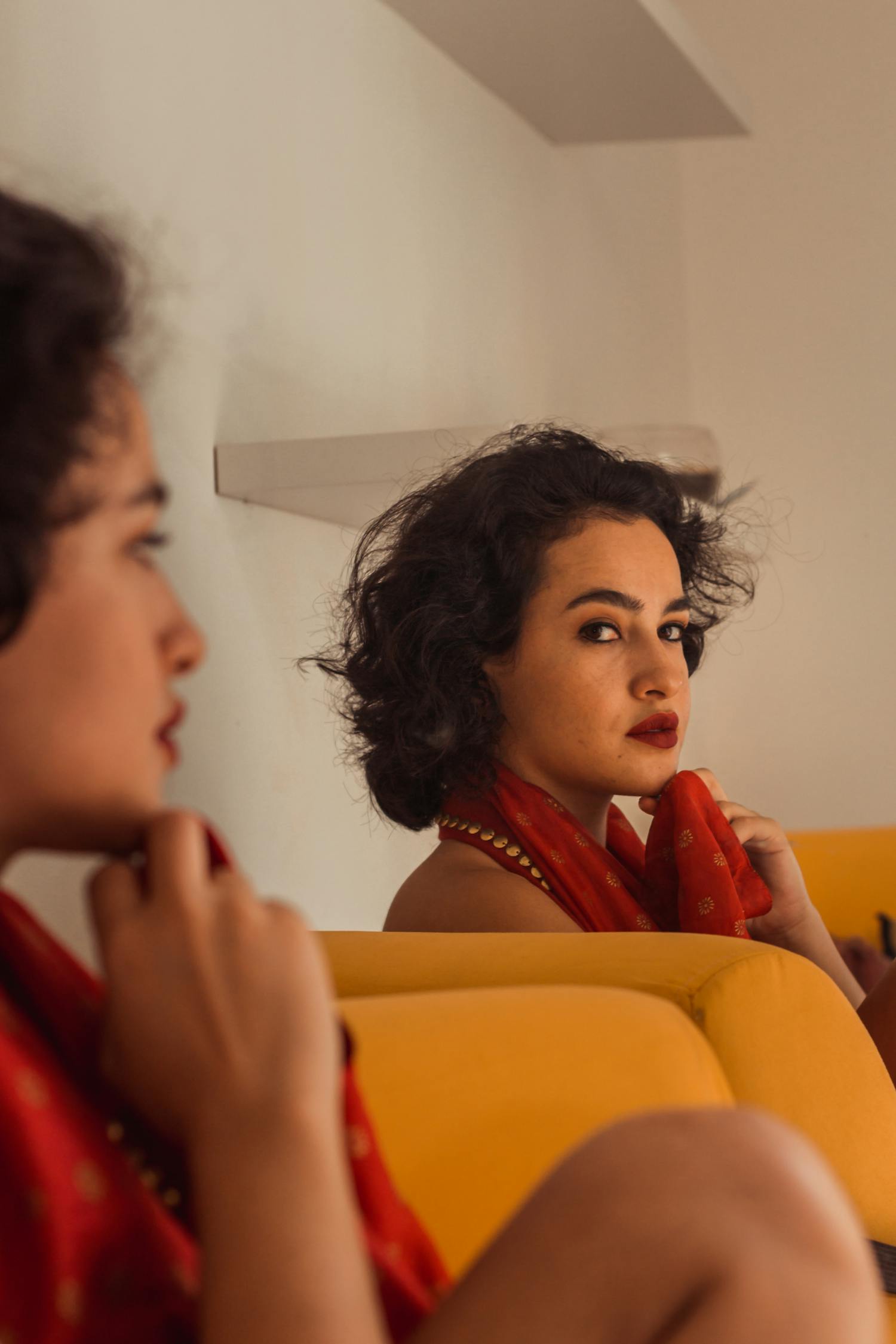 TFBOYS最新帥氣寫(xiě)真，青春活力的魅力展現(xiàn)！