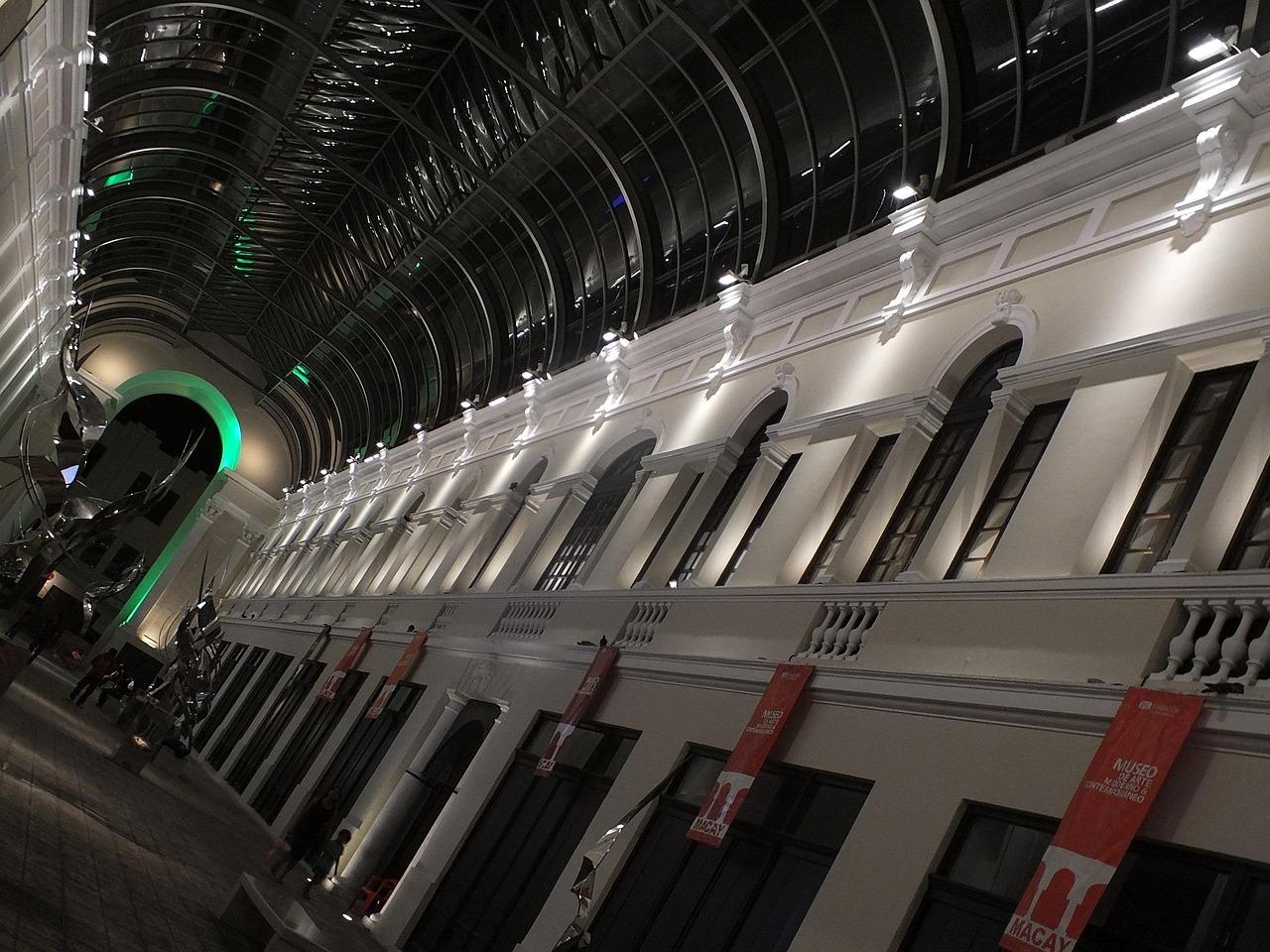 時(shí)代浪潮下的多維展現(xiàn)，最新風(fēng)采展示