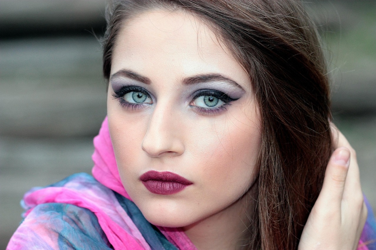 美女明星床戲，探究電影中的情感糾葛與戲劇張力