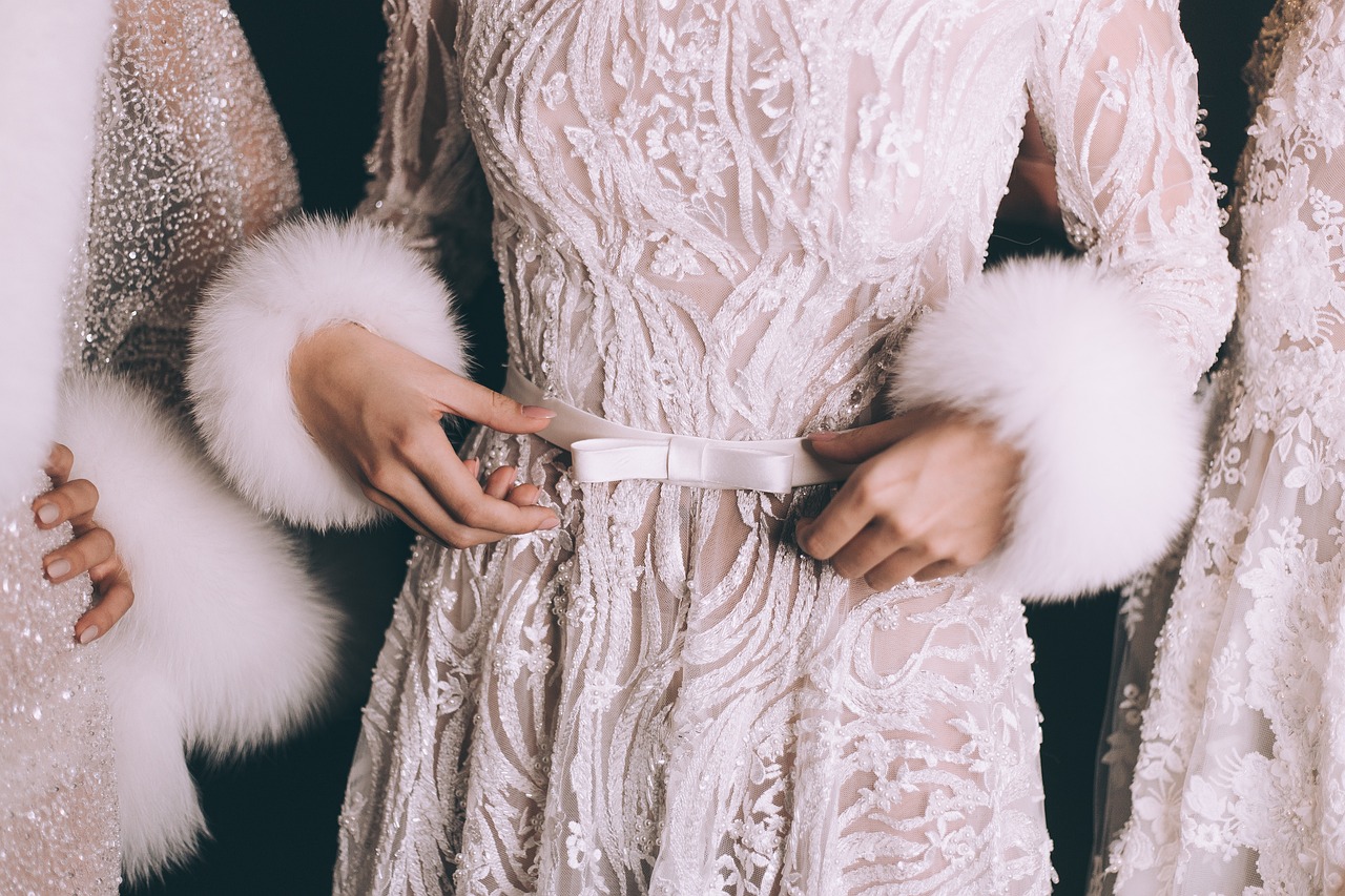 動漫服飾褶皺的藝術(shù)與技術(shù)細(xì)節(jié)探索，展現(xiàn)藝術(shù)之美與技術(shù)精湛