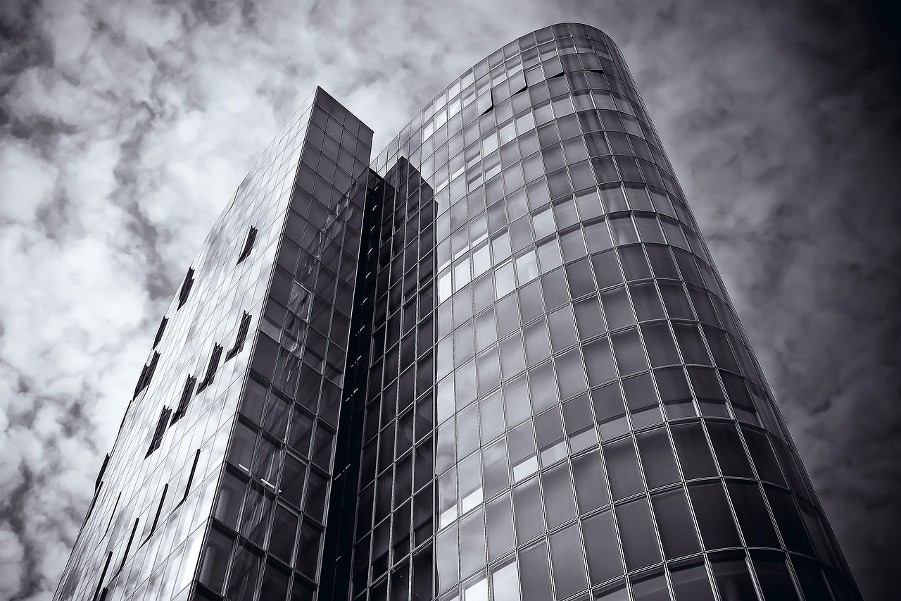 最新購房貸款利率深度解讀與影響分析，利率變化及市場趨勢分析