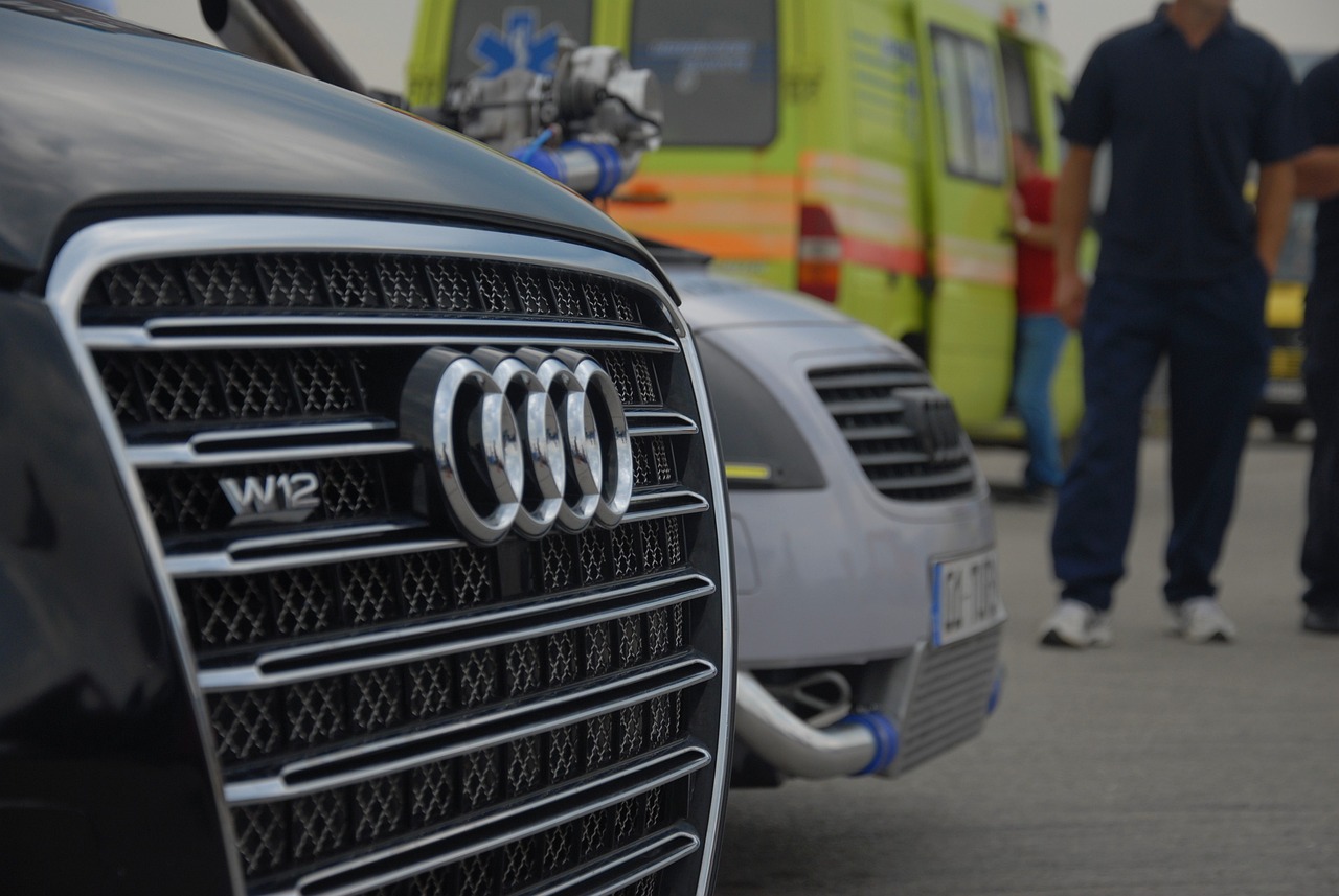 全新2017款?yuàn)W迪S3國內(nèi)上市，速度與豪華的新典范