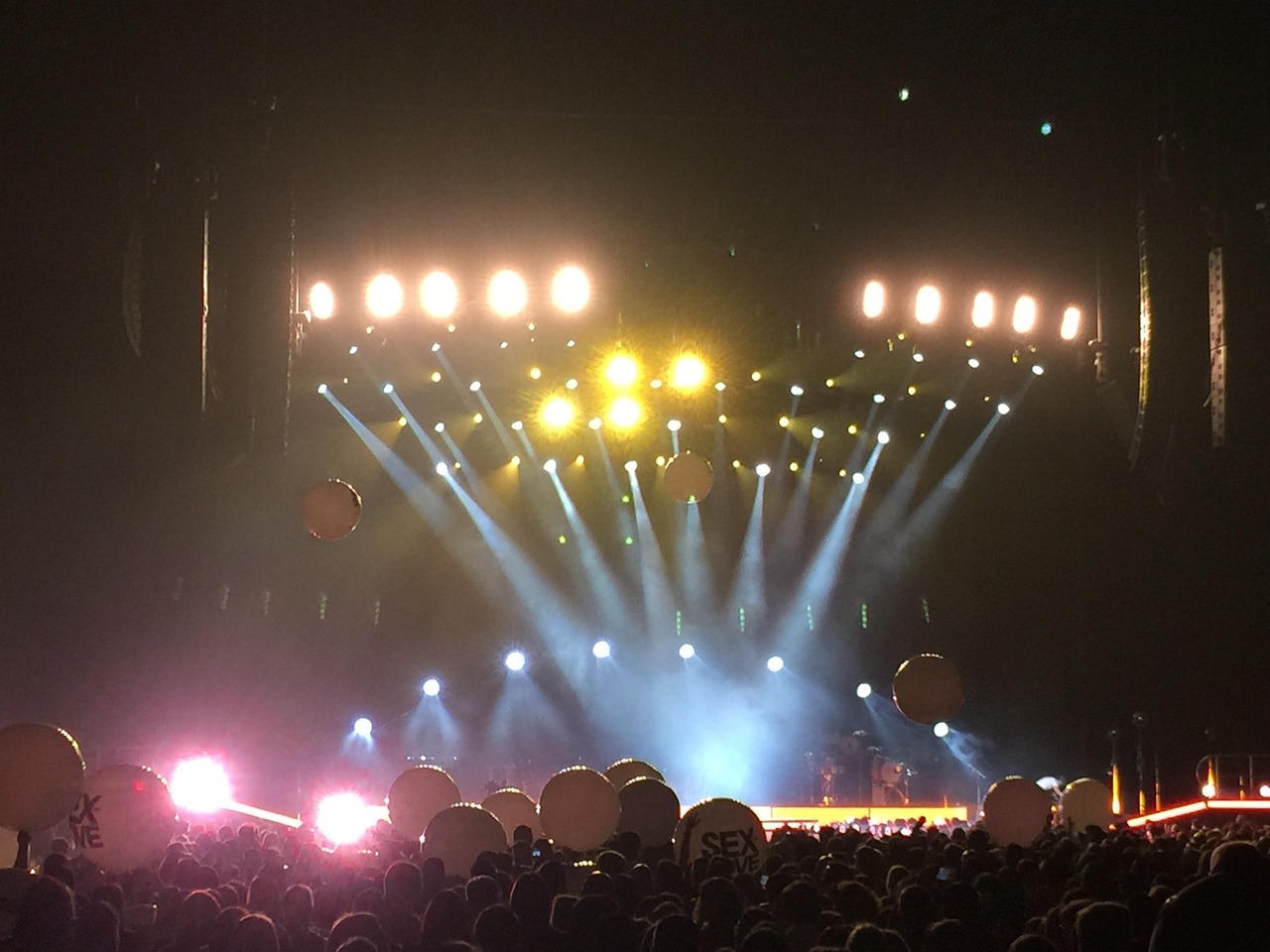 最新呤哈舞，舞動潮流的璀璨明珠，引領(lǐng)時尚風潮！