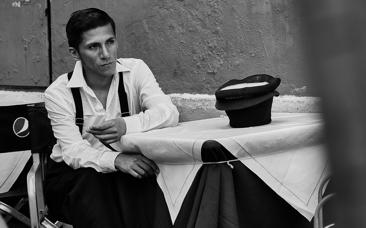 演員喬宇，探索演藝之路，突破自我界限