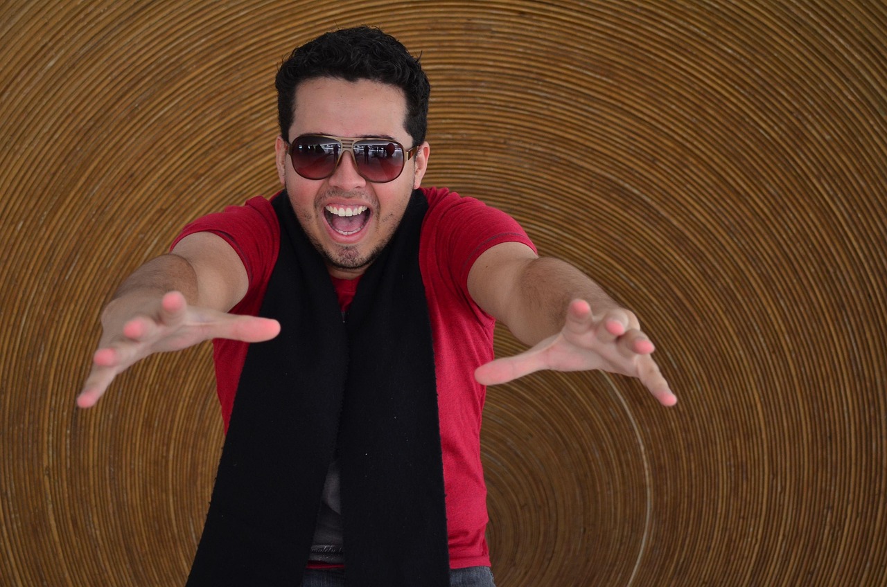 黑豹演員傳奇，熒幕與生活的非凡故事