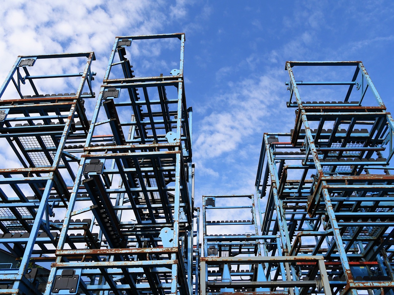 基坑邊防護(hù)最新規(guī)范詳解，安全標(biāo)準(zhǔn)與要求更新