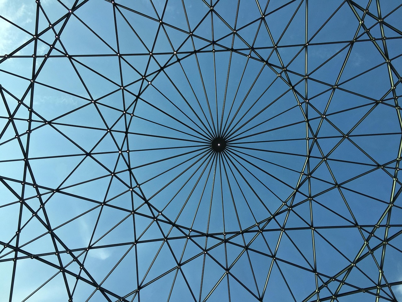 中國第三艘航母動(dòng)態(tài)更新，堅(jiān)定展示國家海洋實(shí)力