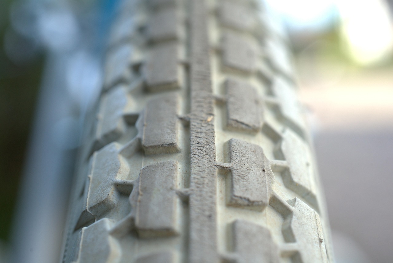 海南橡膠股票投資潛力與市場前景深度解析