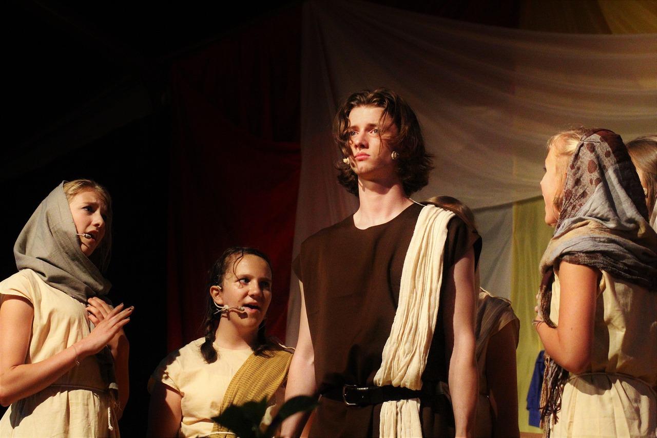 白鴿二人轉(zhuǎn)演員，傳承與發(fā)展的力量之星