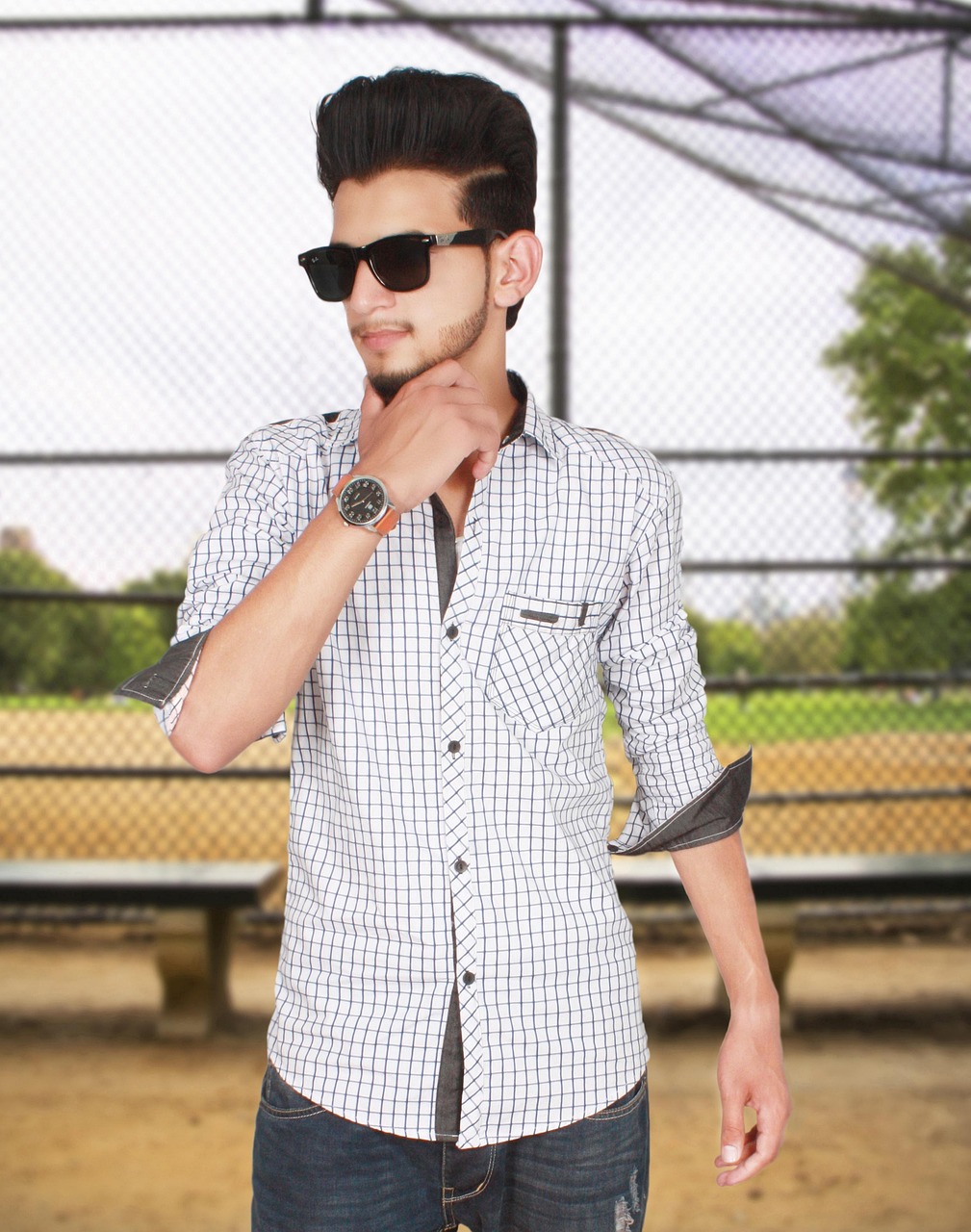 王凱最新帥氣圖片，展現(xiàn)獨(dú)特魅力與風(fēng)采的魅力男模形象！