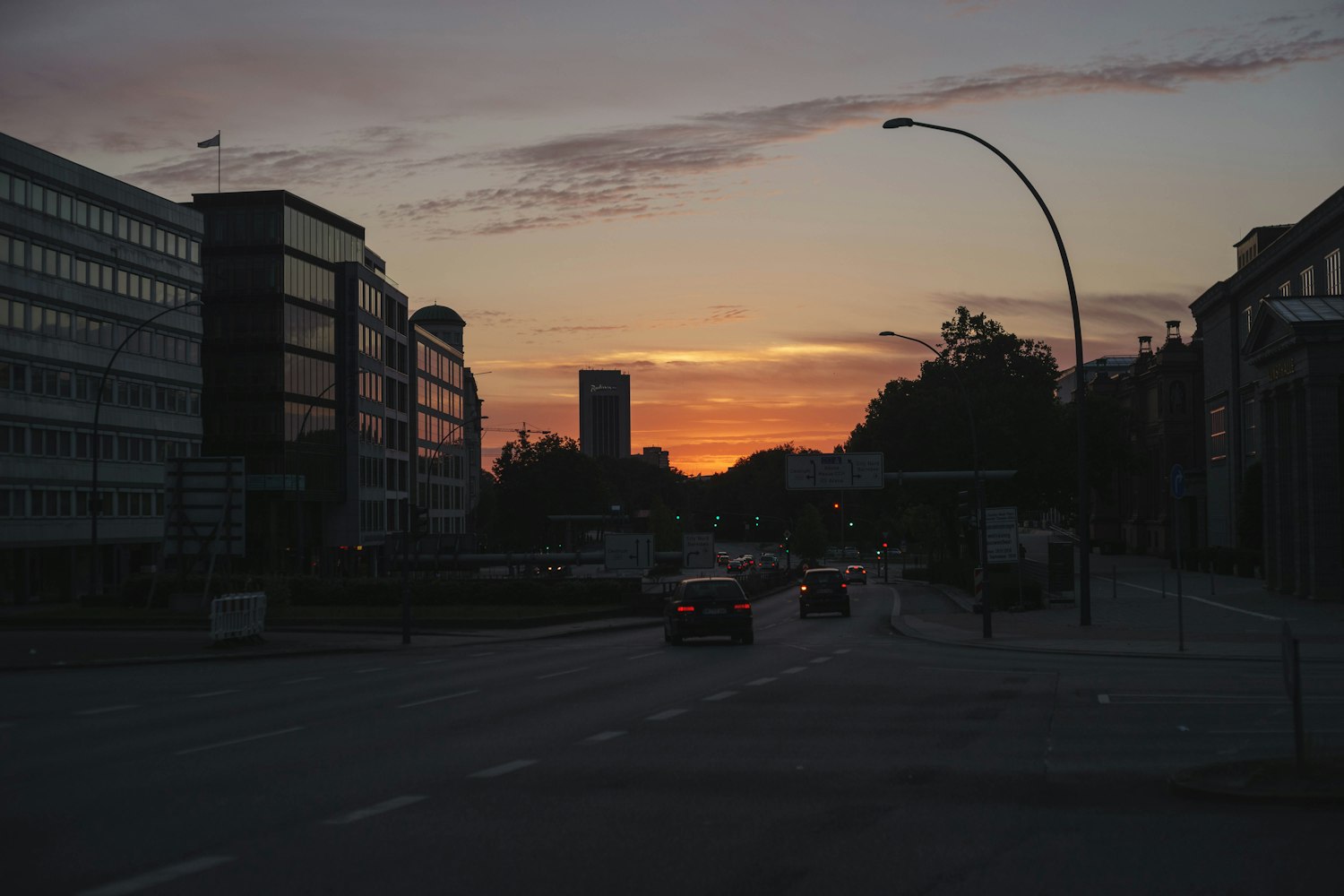 趙本山涉黑真相揭秘，探究背后的挑戰(zhàn)與動態(tài)觀察