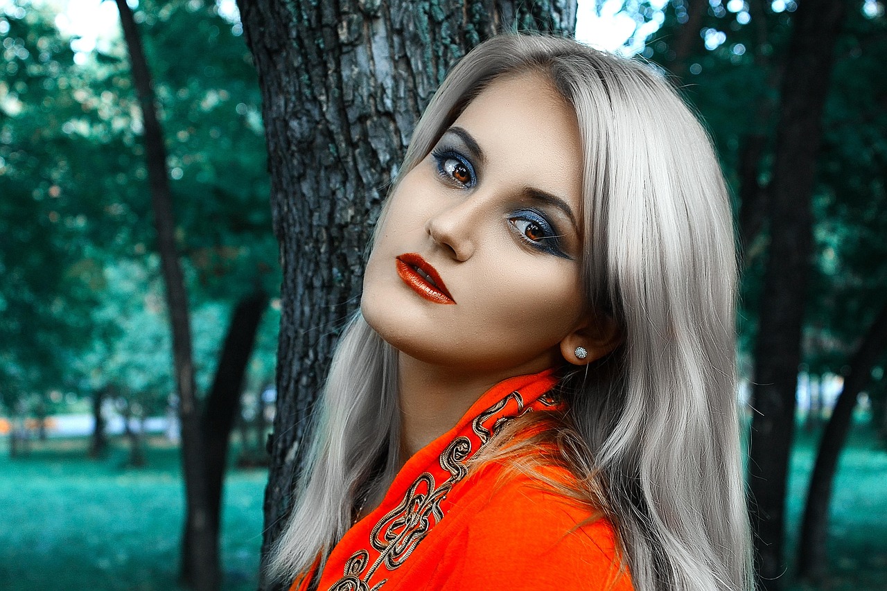 「2017流行長發(fā)燙發(fā)造型，魅力無限的時尚之選」