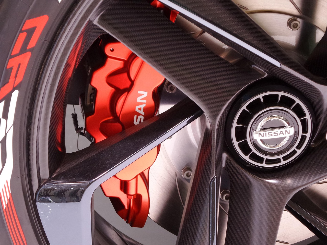 探索未來駕駛體驗(yàn)，全新上市車型概覽——以XXXX新車為例