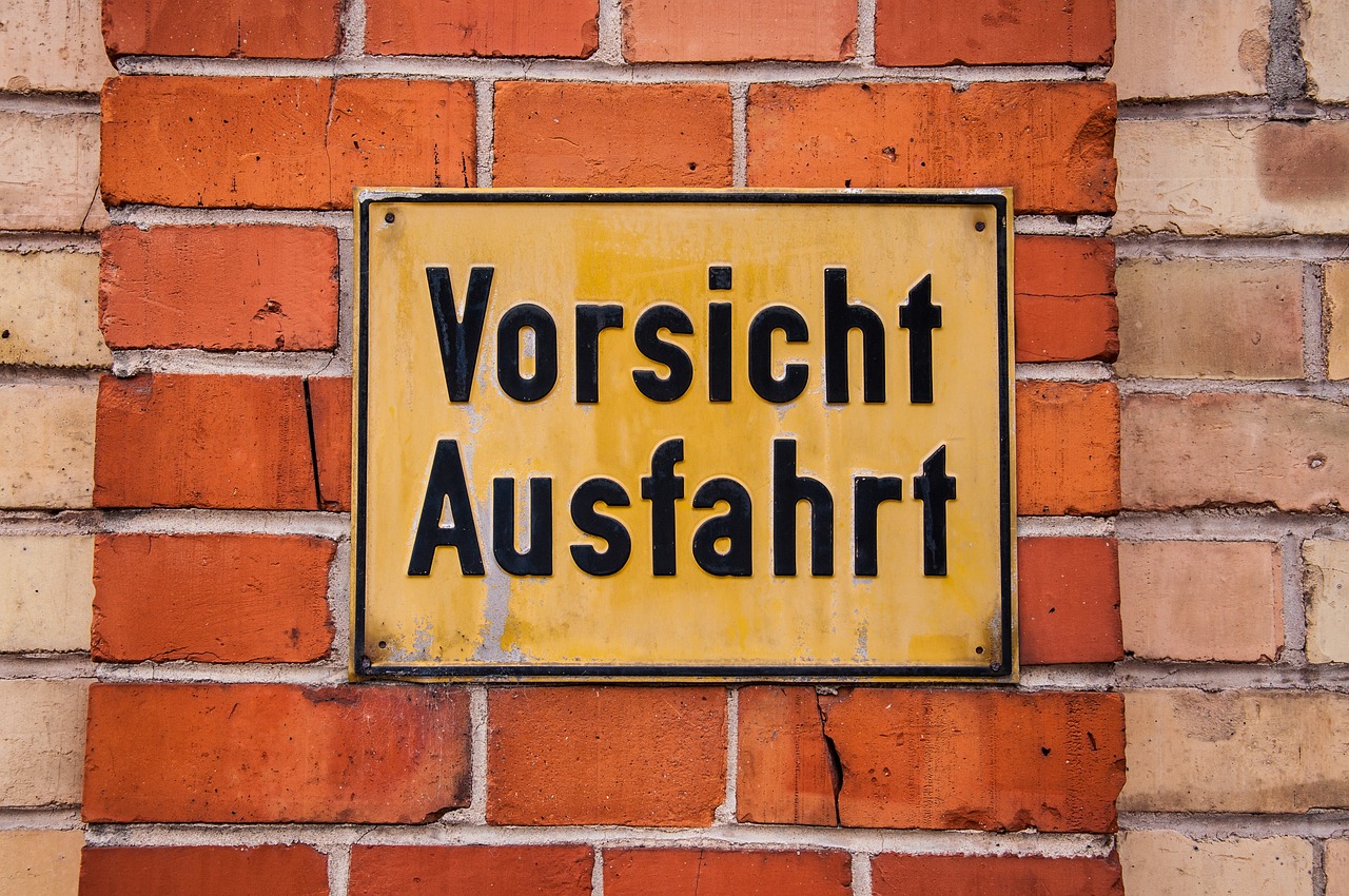 深化警醒意識，最新警示教育片筑牢安全防線