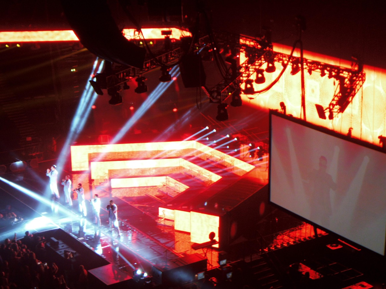 引領時代潮流的新聲音，最新話題發(fā)布