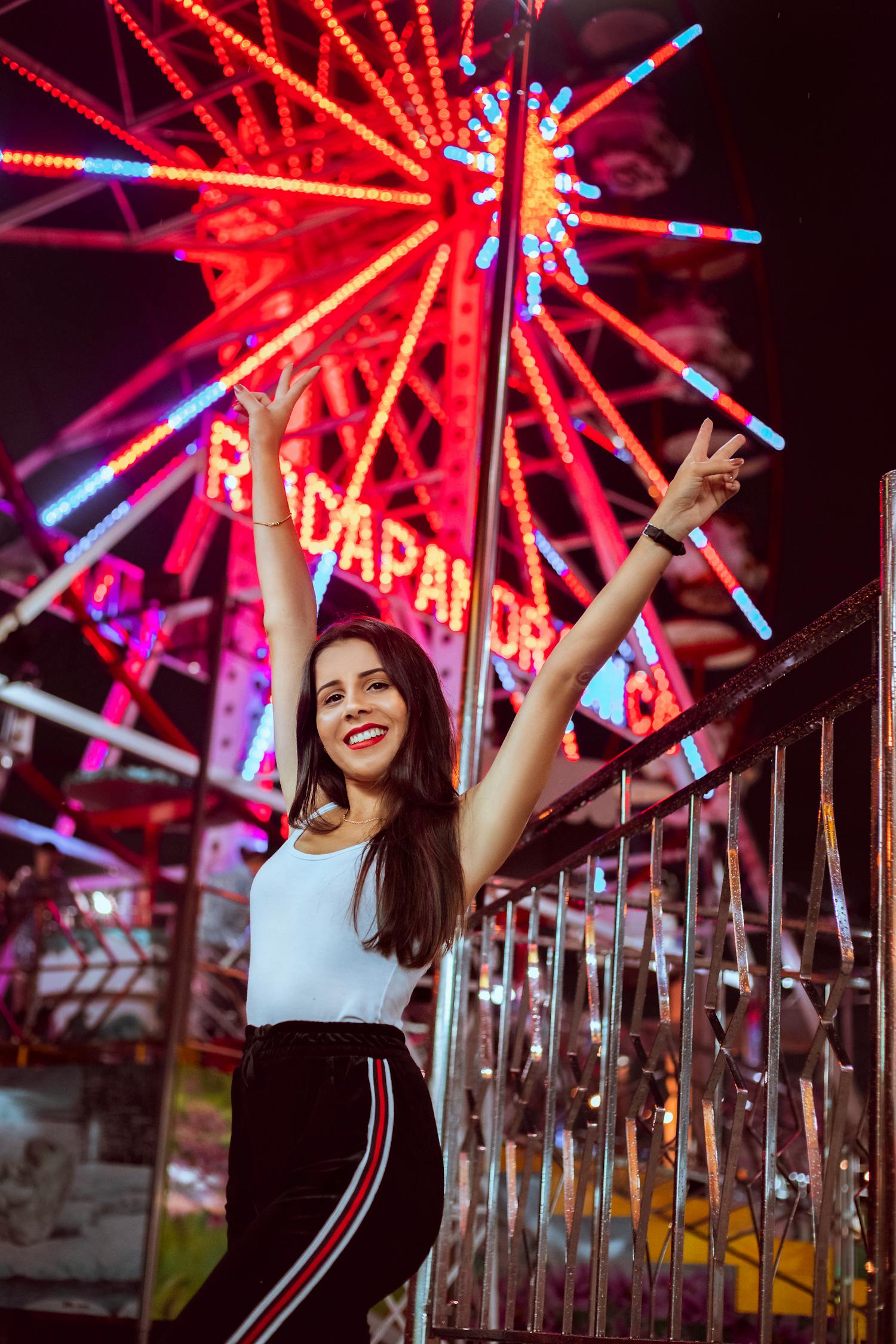 女人站著小便比賽的獨(dú)特文化現(xiàn)象與社會挑戰(zhàn)