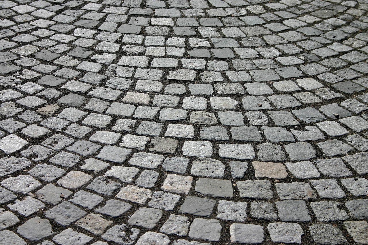 新型地面鋪設(shè)技術(shù)教程視頻，掌握現(xiàn)代地面鋪裝技巧的全面指南