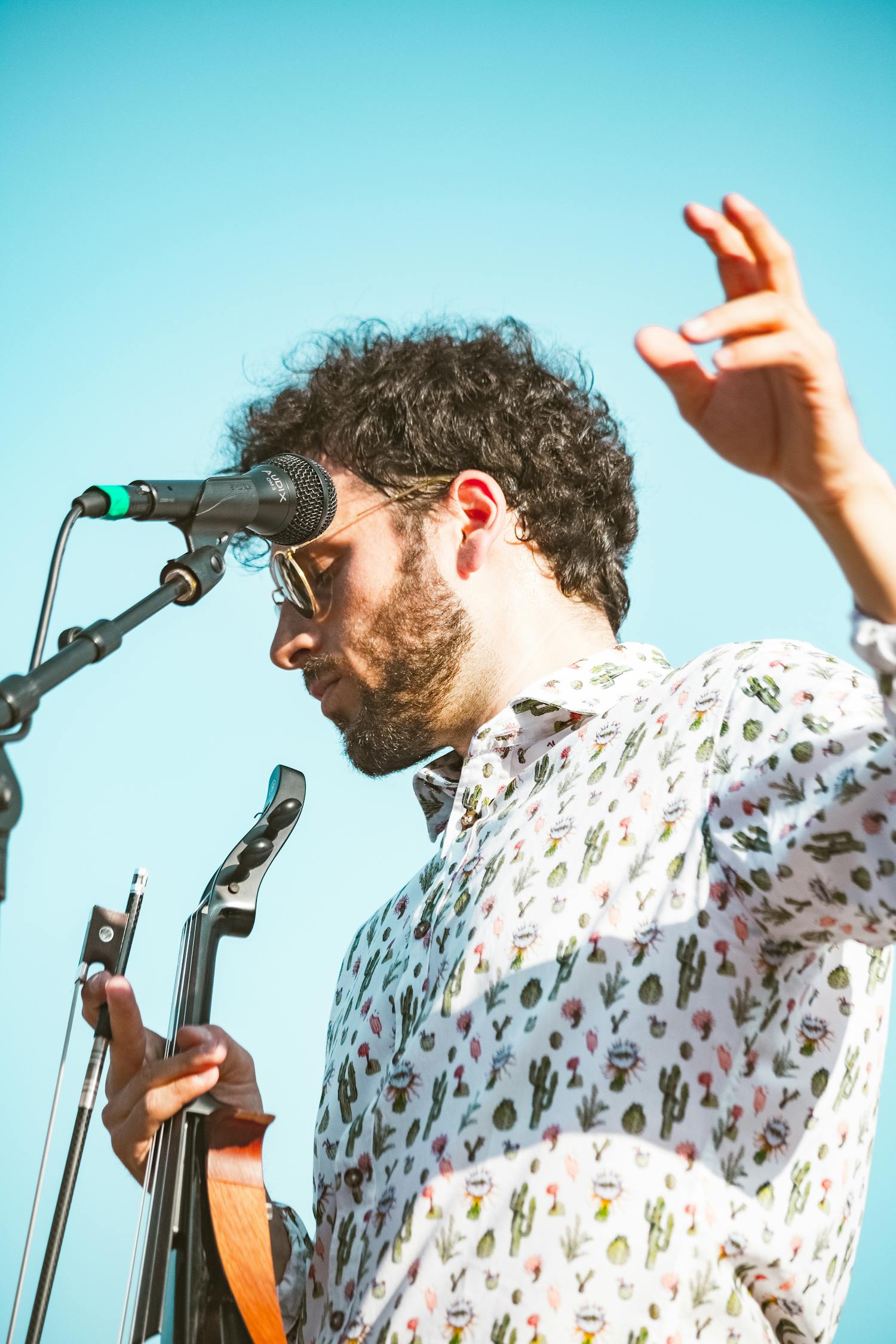 酉演員，塑造舞臺(tái)之魂的藝術(shù)家