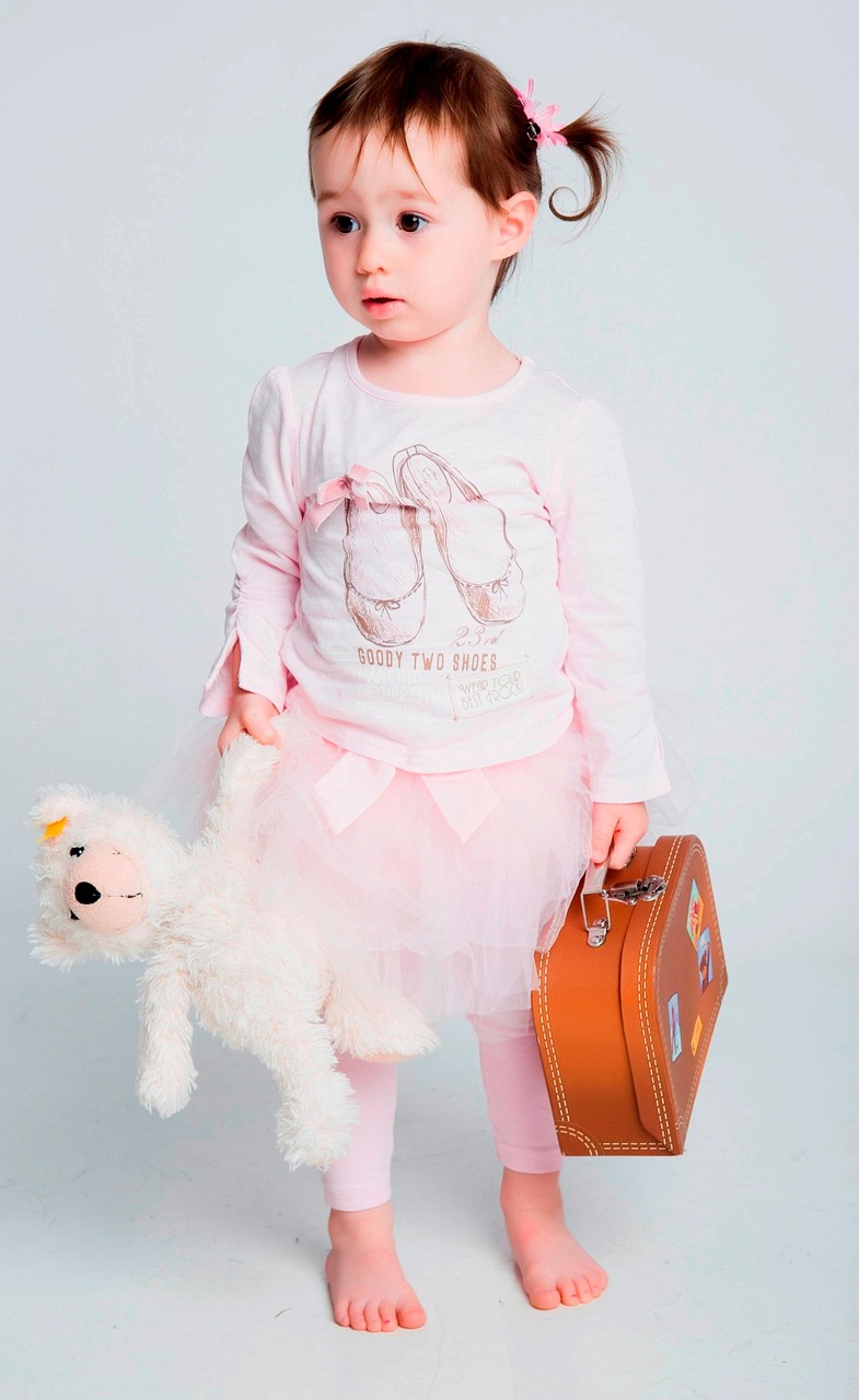 娛樂(lè)圈明星的喜悅與祝福，生女兒的喜悅時(shí)刻