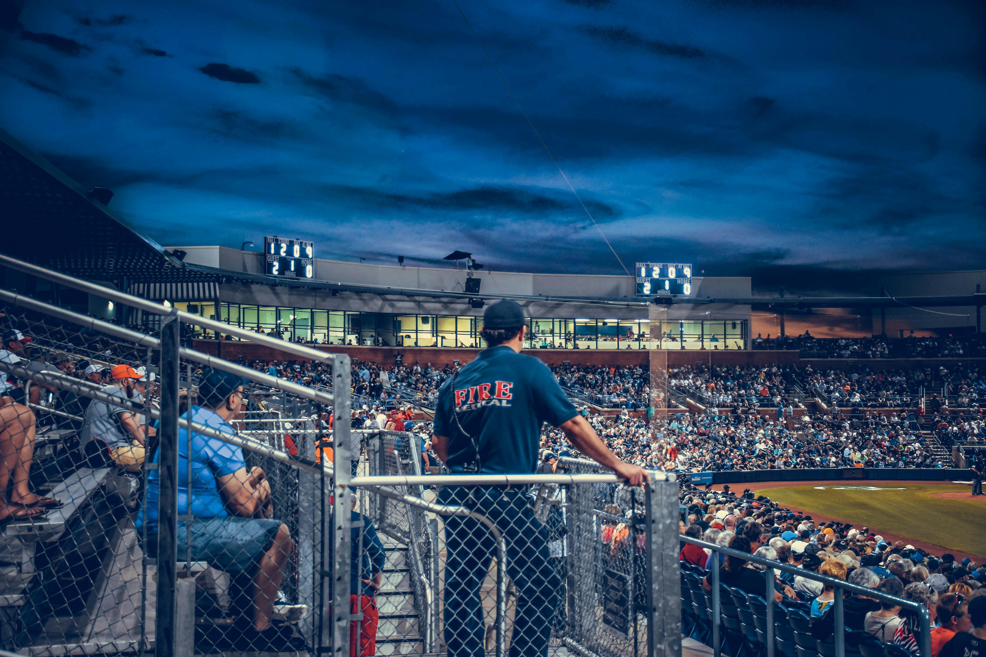 UFC最新賽事，熱血激戰(zhàn)，榮耀之夜的榮耀之戰(zhàn)