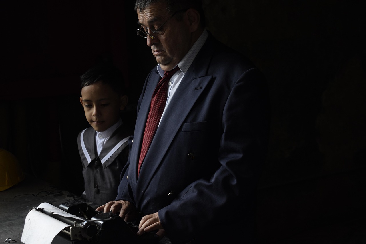 演員黃明，藝術(shù)之路的卓越與人生的多彩風(fēng)采