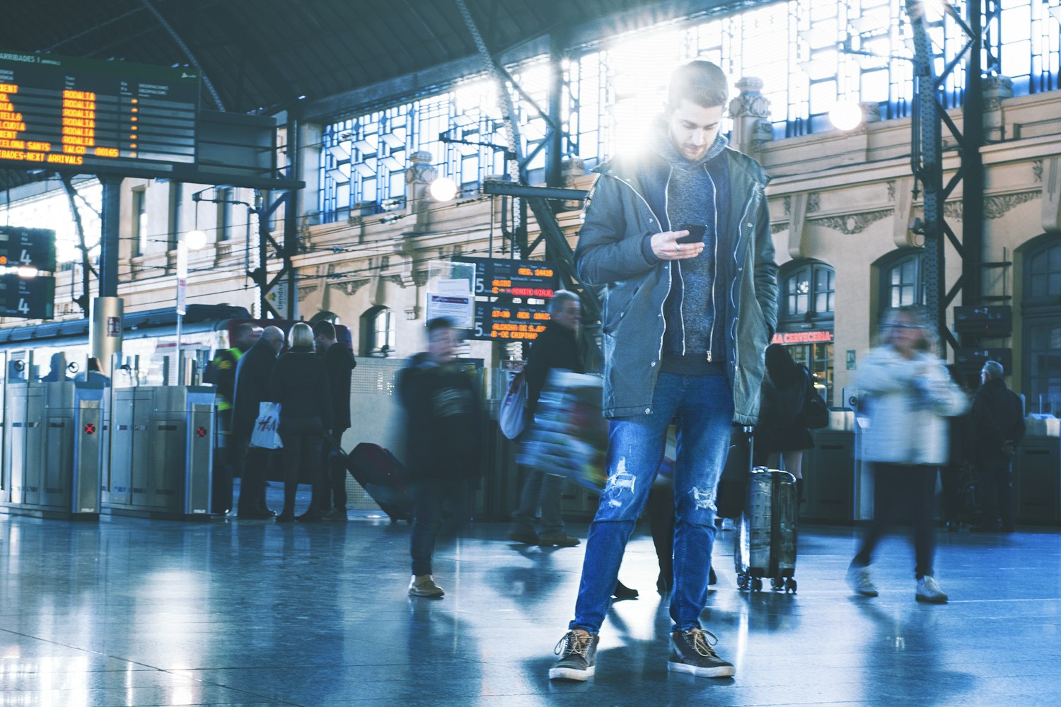 賭圣1演員風(fēng)采與經(jīng)典再現(xiàn)，重溫經(jīng)典角色魅力時刻