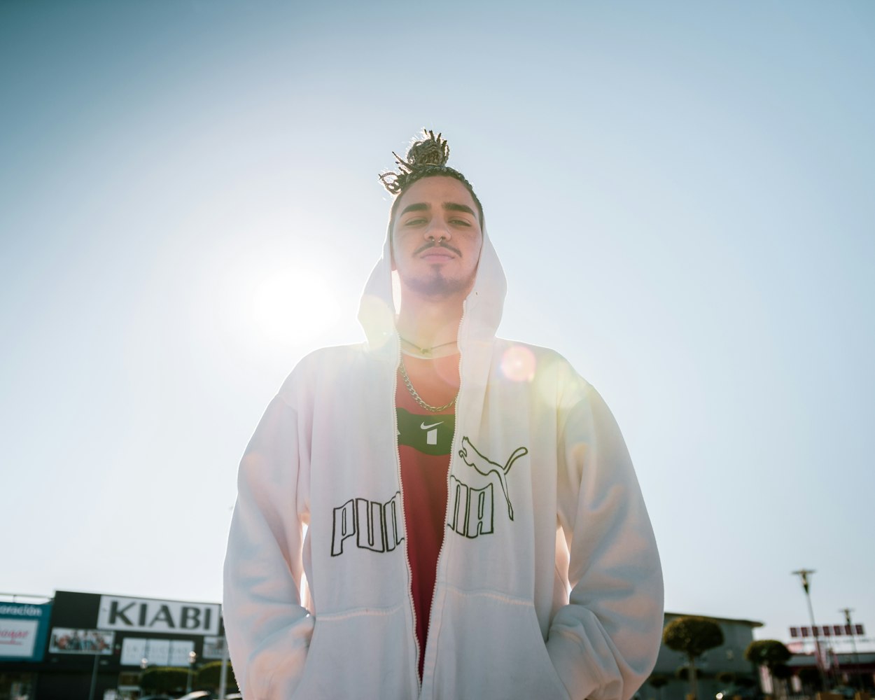 姚濱近況揭秘，探索他的足跡與輝煌成就