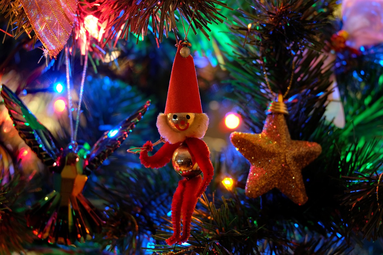 動漫裸身，多維解讀文化現象